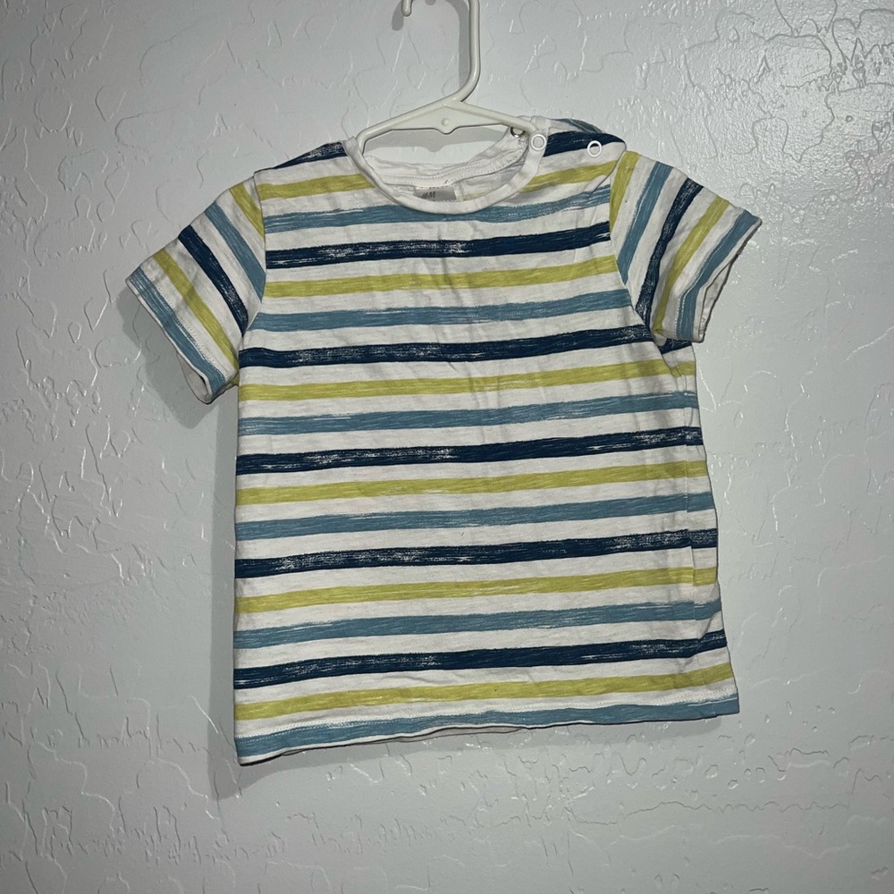 H&M Blue and Green Short Sleeve Tee